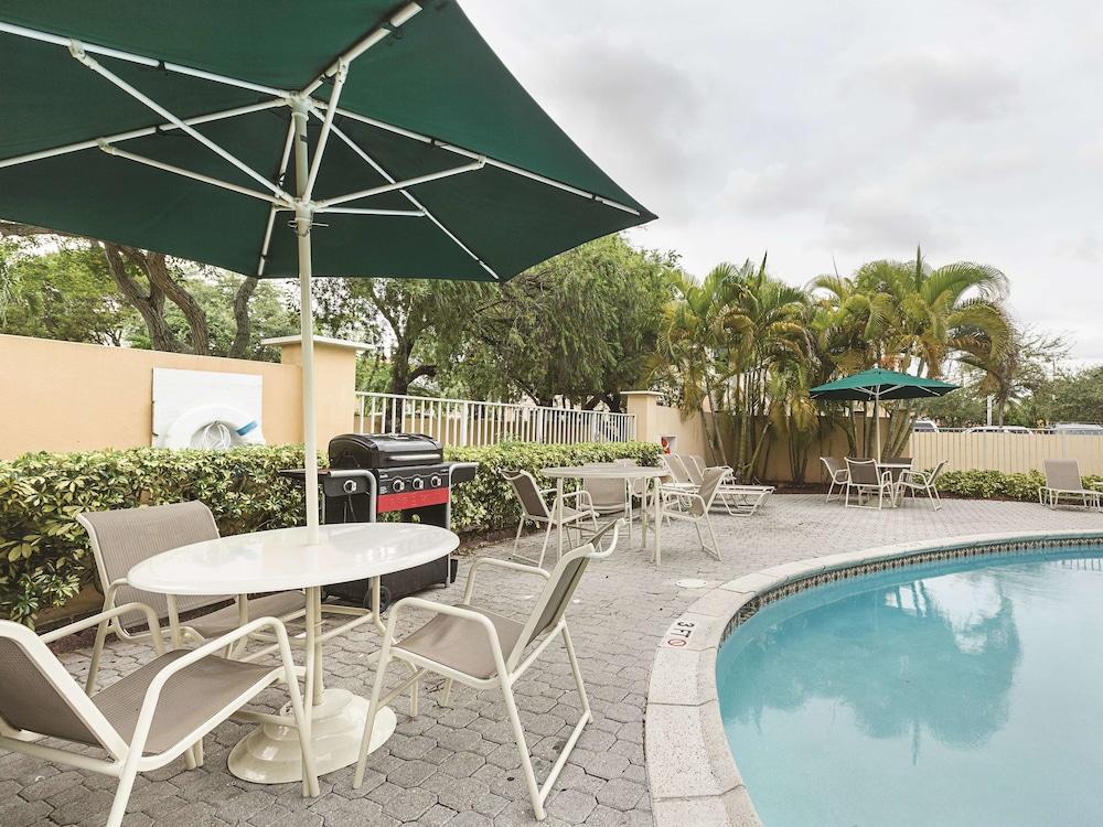 La Quinta By Wyndham Miami Lakes Luaran gambar